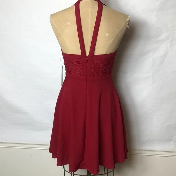 Nwt Lulu’s caged neckline lace bodice sleeveless dress SZ XS red‎ - Picture 4 of 7